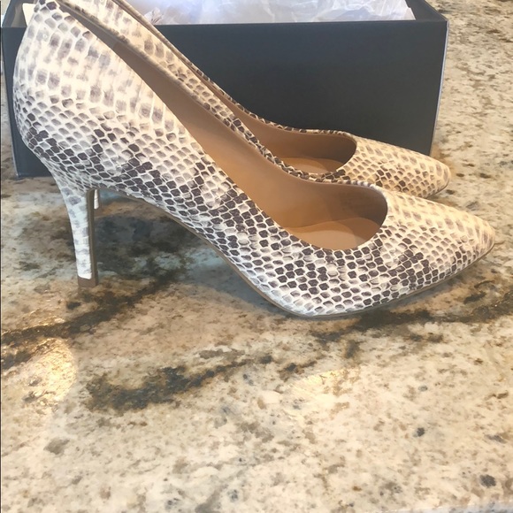 INC Women’s Shoes Size 9 NWT - Picture 2 of 8